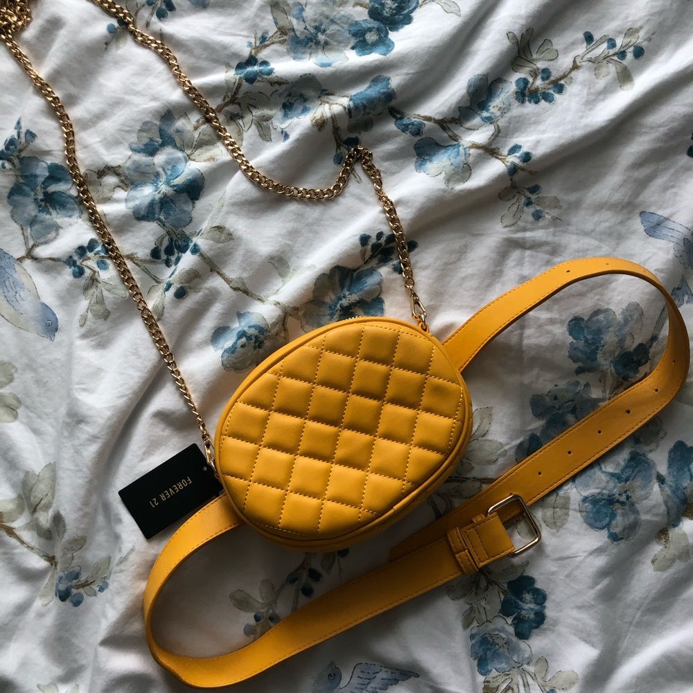 Yellow purse/fanny pack